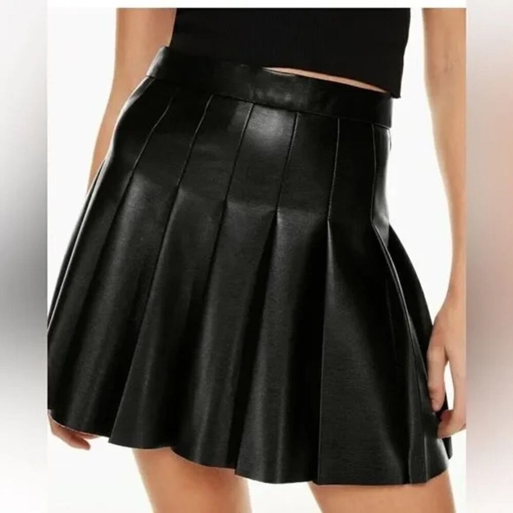 Aritzia Sunday Best Pleated Faux Leather Mini Skirt - Size 6